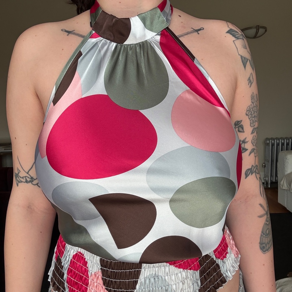 Colorful Halter Top with Geometric Pattern - Picture 2 of 3